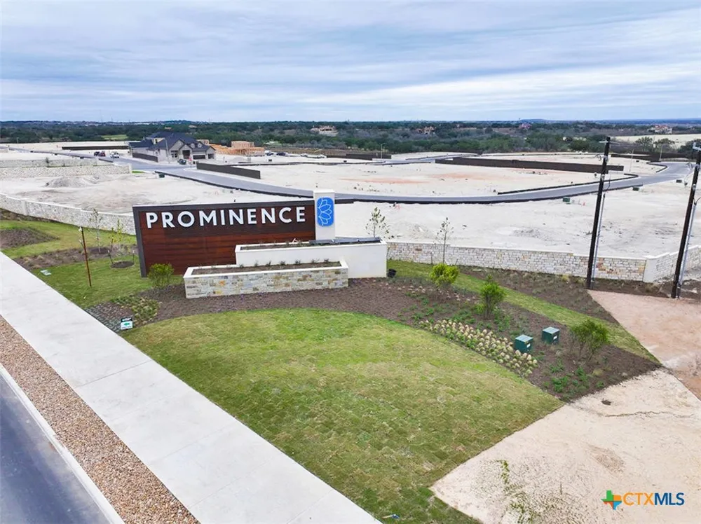 2585 High Ground San Antonio, TX 78245