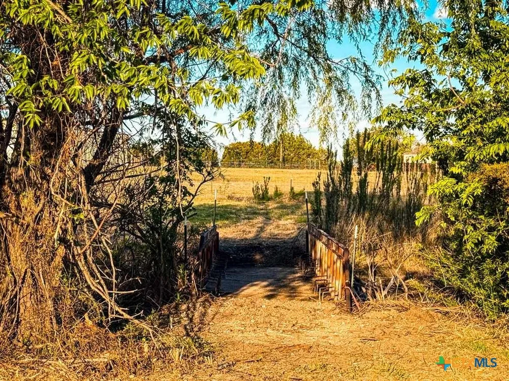 601 CR 60 Gatesville, TX 76528