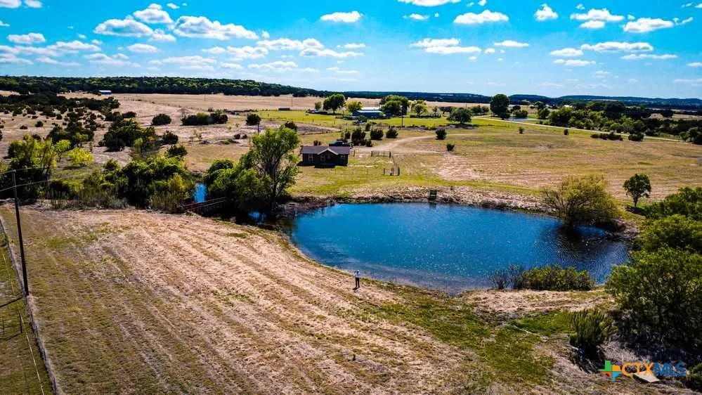 601 CR 60 Gatesville, TX 76528