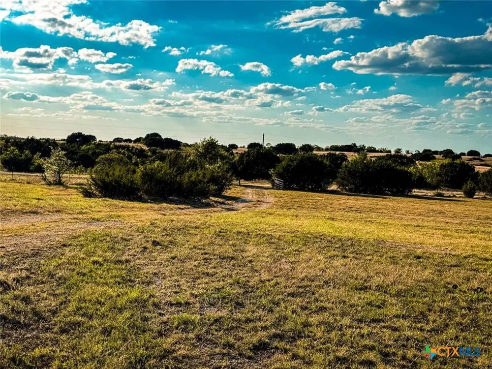 601 CR 60 Gatesville, TX 76528