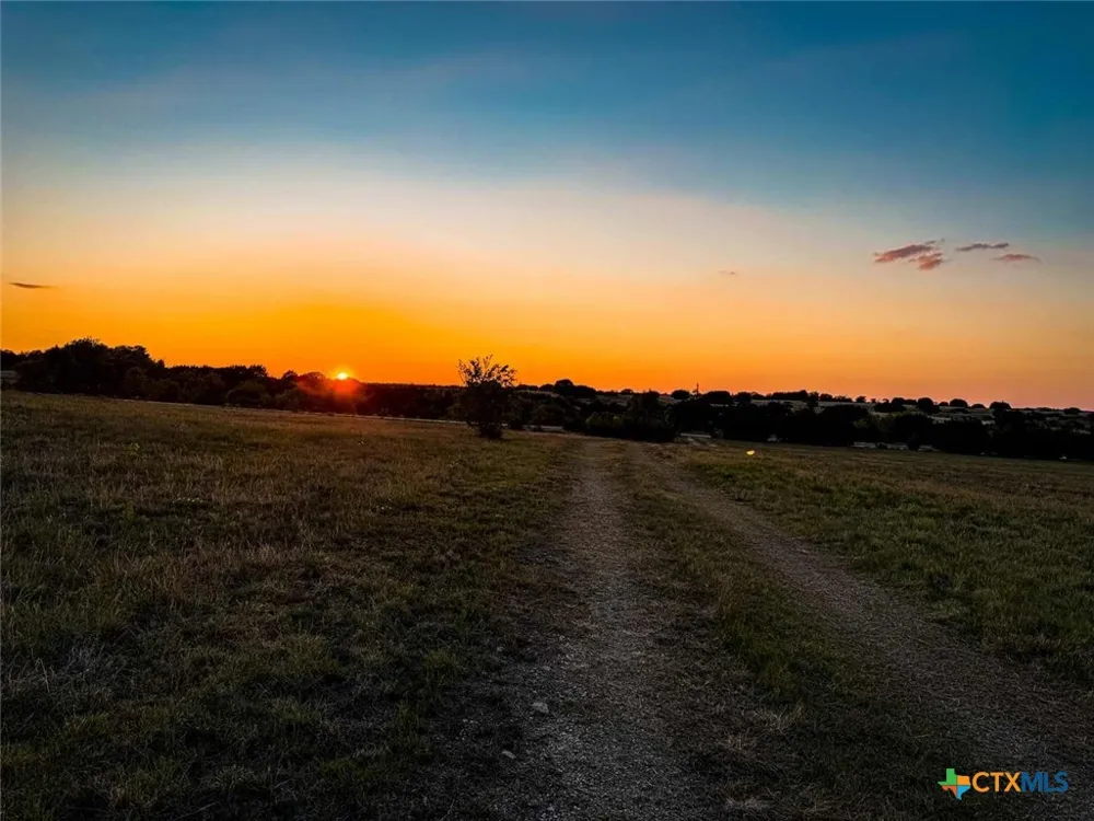 601 CR 60 Gatesville, TX 76528