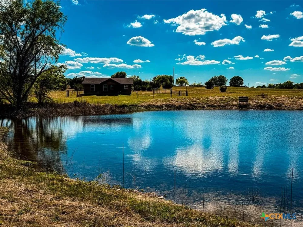 601 CR 60 Gatesville, TX 76528