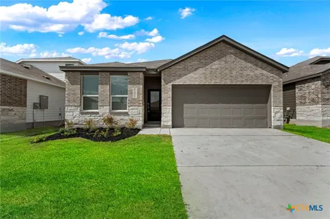 1221 Twisted Creek
