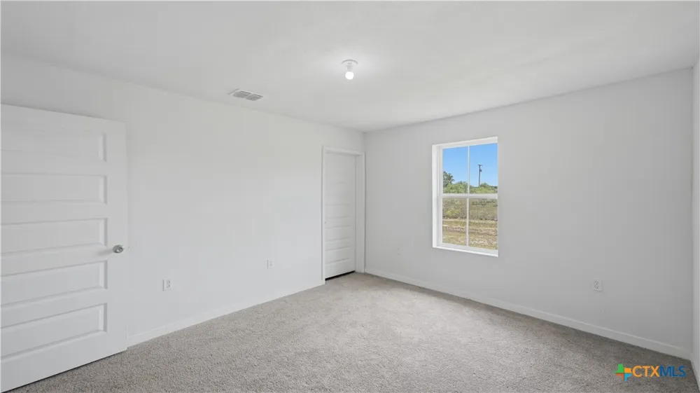 950 Highsmith Road Luling, TX 78648