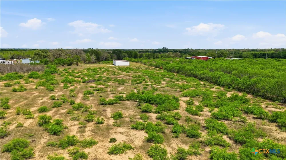950 Highsmith Road Luling, TX 78648