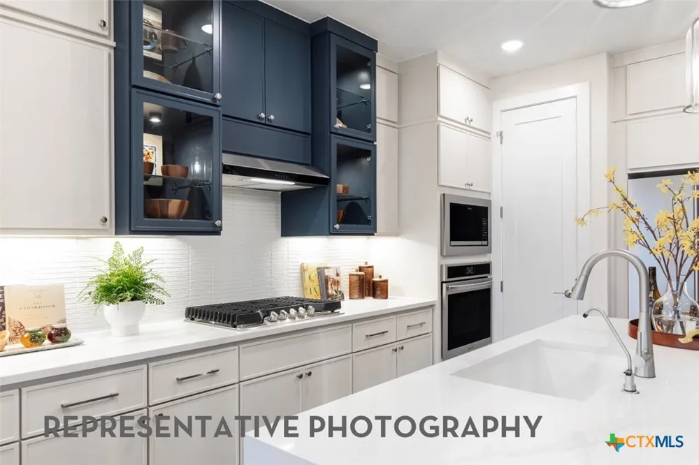 6305 Comanche Moon Trail Austin, TX 78747
