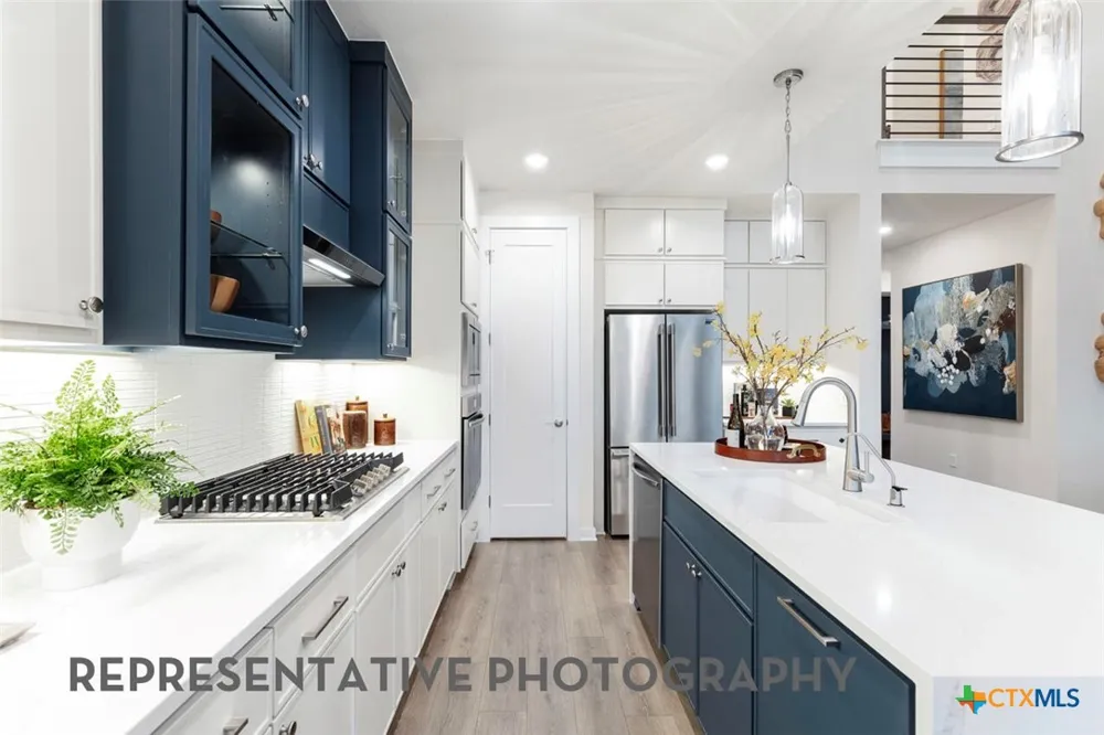 6305 Comanche Moon Trail Austin, TX 78747