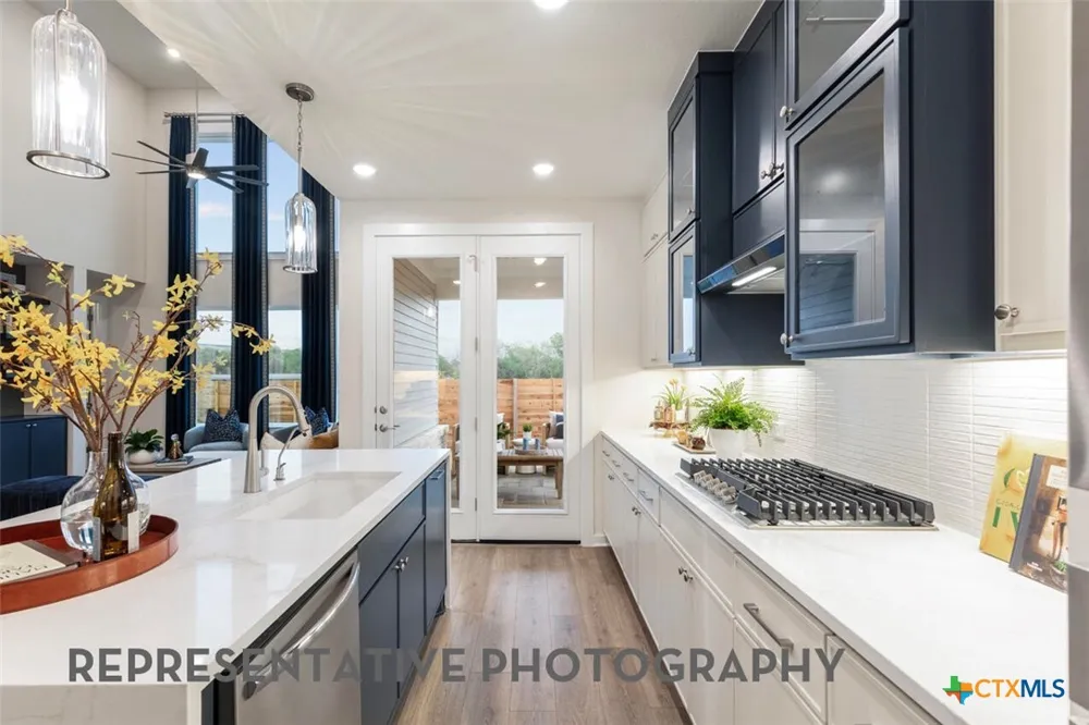 6305 Comanche Moon Trail Austin, TX 78747