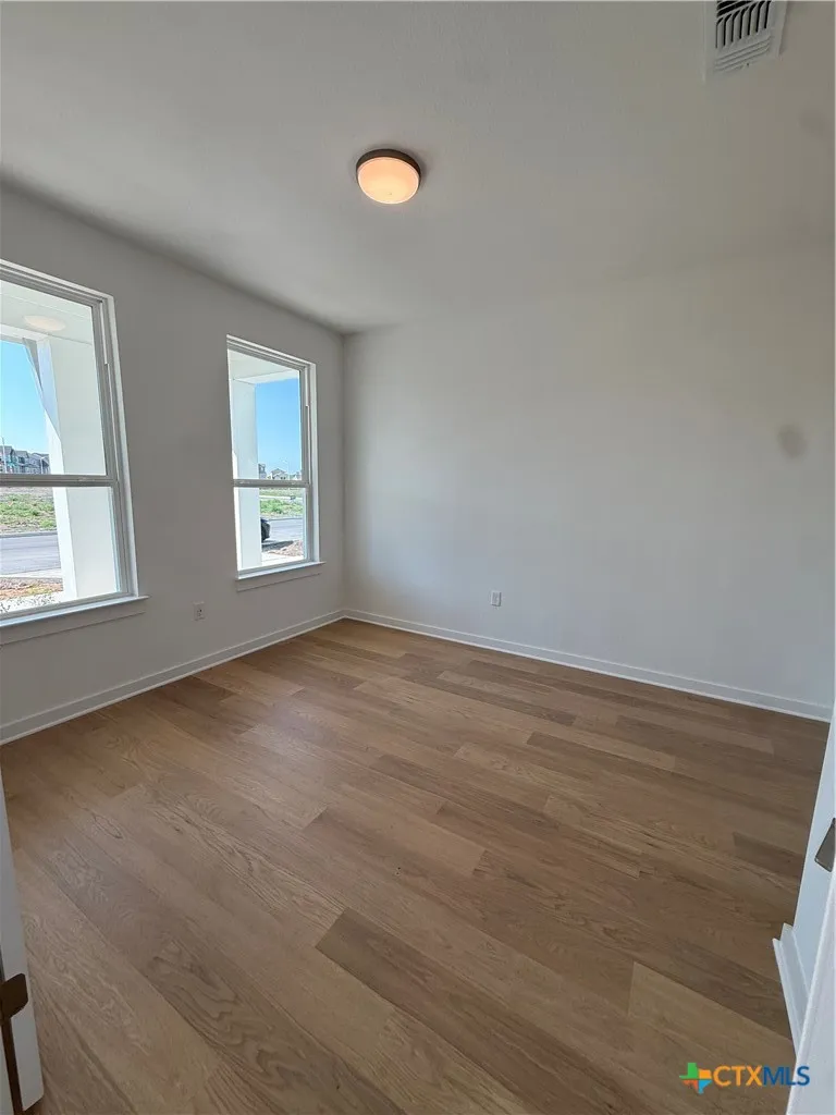 6305 Comanche Moon Trail Austin, TX 78747
