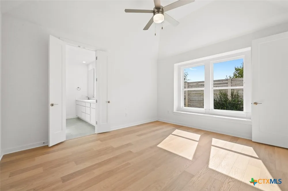 6305 Comanche Moon Trail Austin, TX 78747