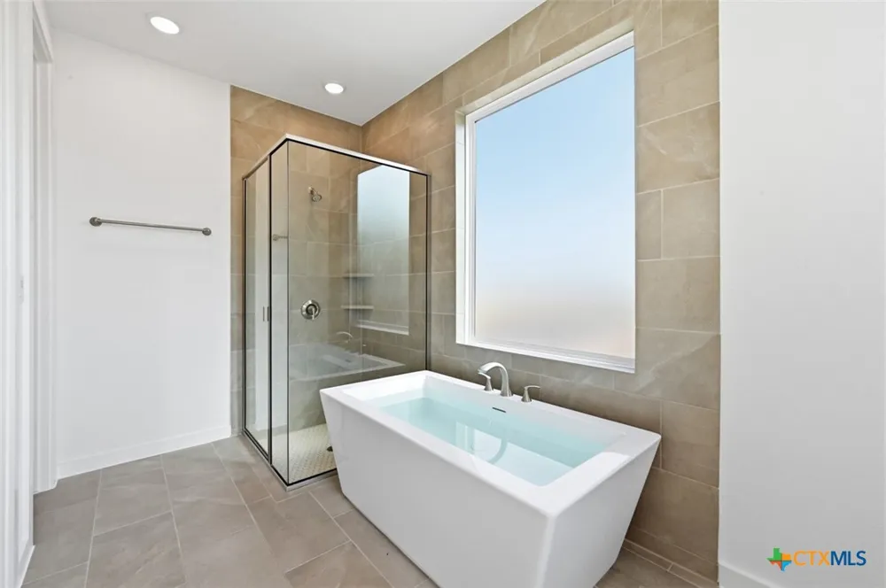 6305 Comanche Moon Trail Austin, TX 78747