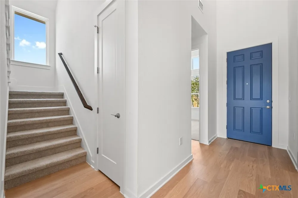 6305 Comanche Moon Trail Austin, TX 78747