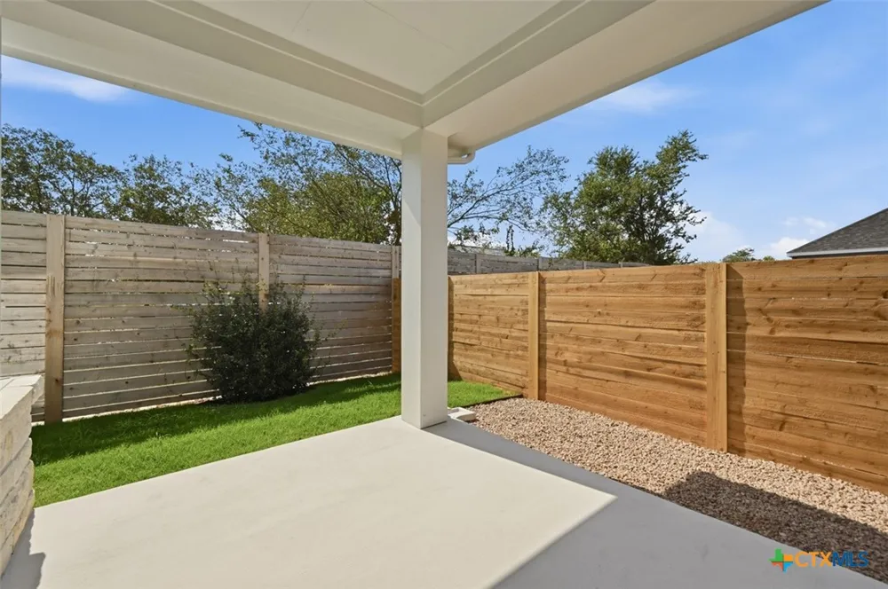6305 Comanche Moon Trail Austin, TX 78747