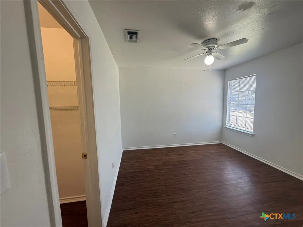 1000 Sagewood Trail #1000 San Marcos, TX 78666