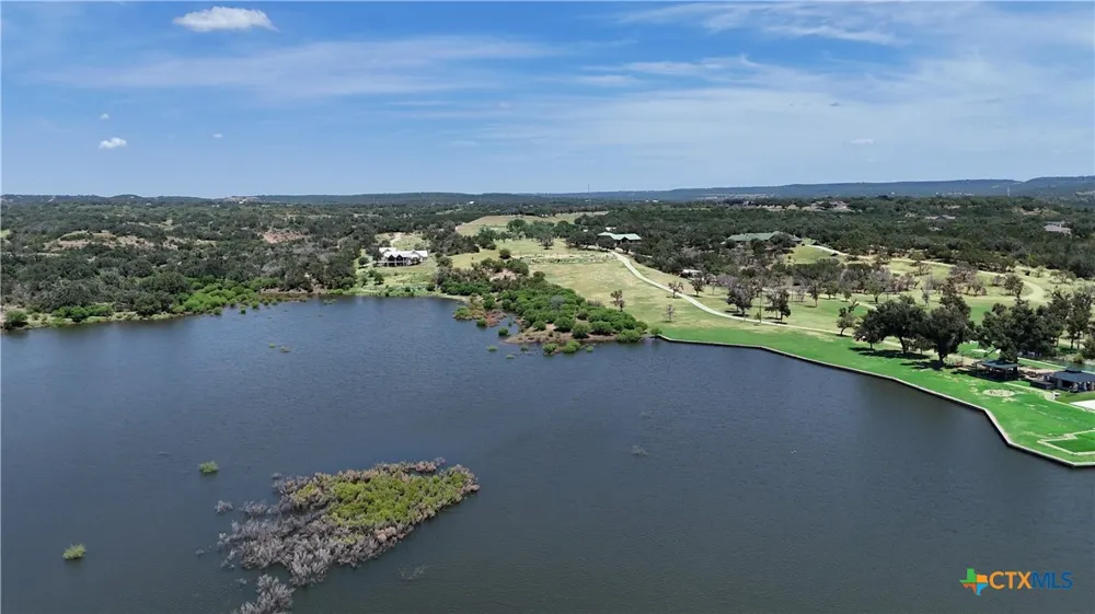 281 Chimney Cove Drive Marble Falls, TX 78654