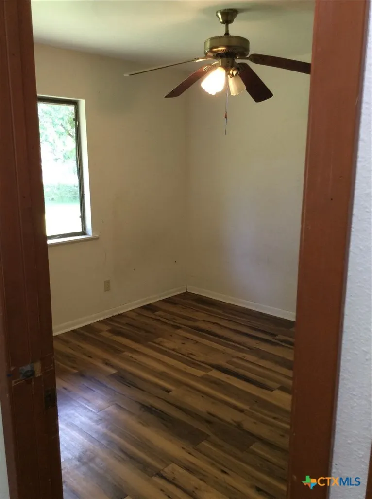 606 Woodworth Street Cuero, TX 77954