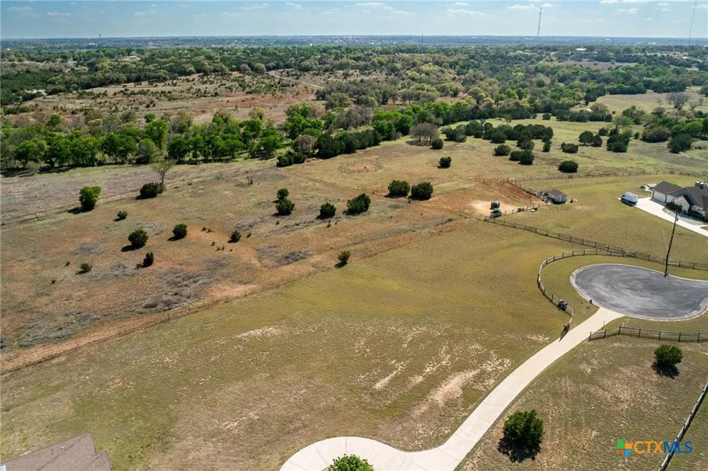 200 Stonehouse Drive Liberty Hill, TX 78642