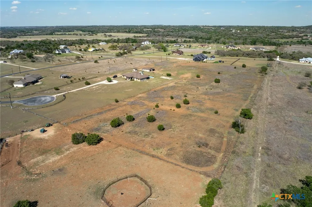 200 Stonehouse Drive Liberty Hill, TX 78642