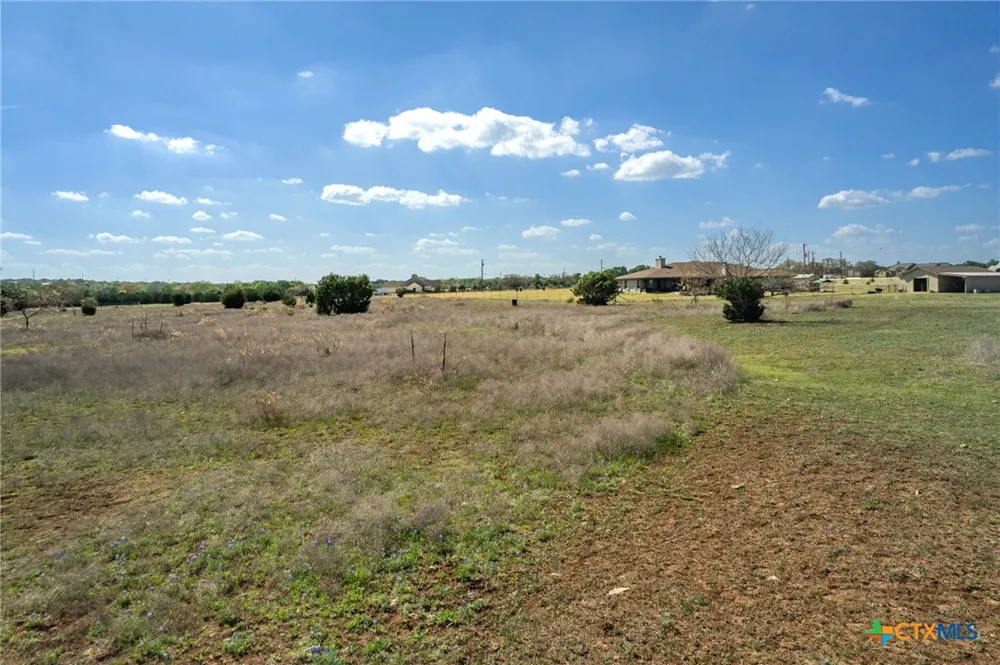 200 Stonehouse Drive Liberty Hill, TX 78642