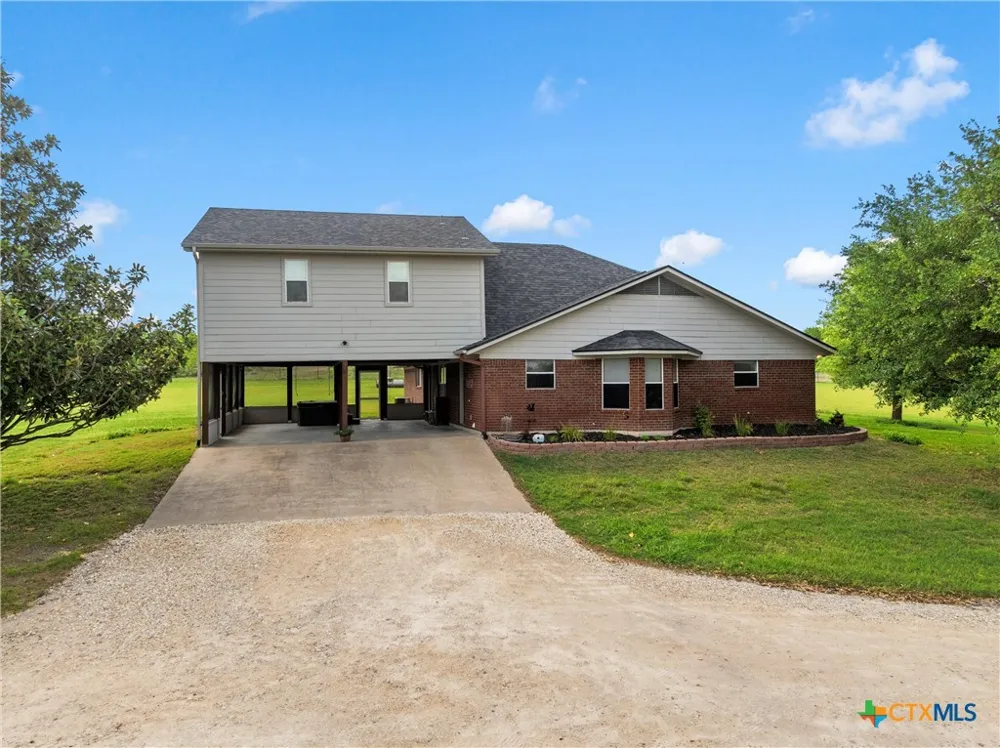 12851 Reeds Lake Road Rogers, TX 76569