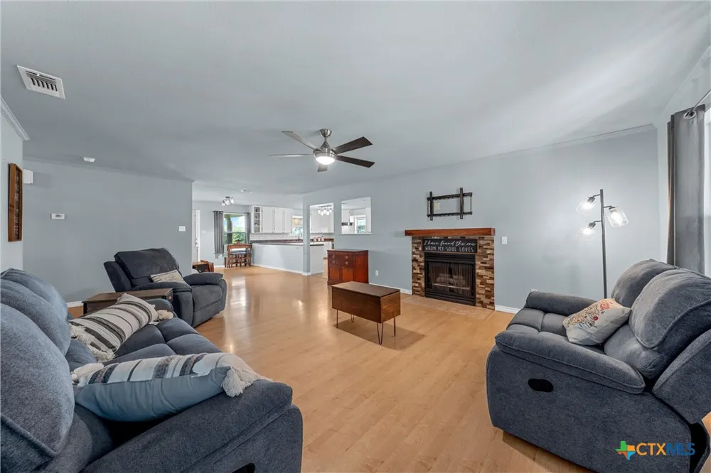 12851 Reeds Lake Road Rogers, TX 76569