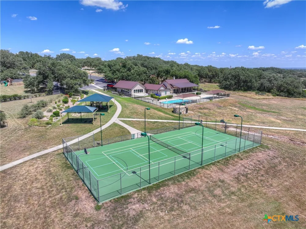 263 Paradise Hills New Braunfels, TX 78132