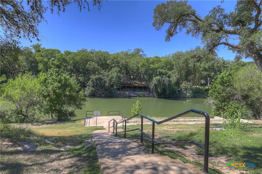 263 Paradise Hills New Braunfels, TX 78132
