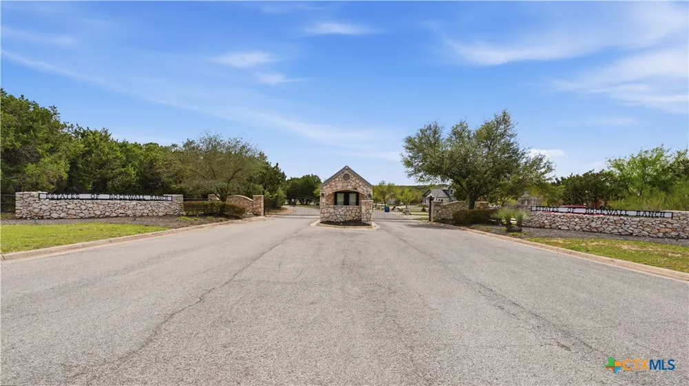 27230 Eichenbaum Road New Braunfels, TX 78132