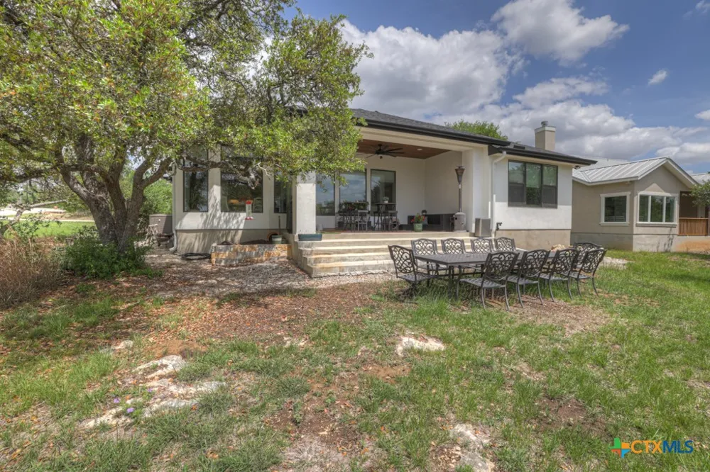 105 John Bird Blanco, TX 78606