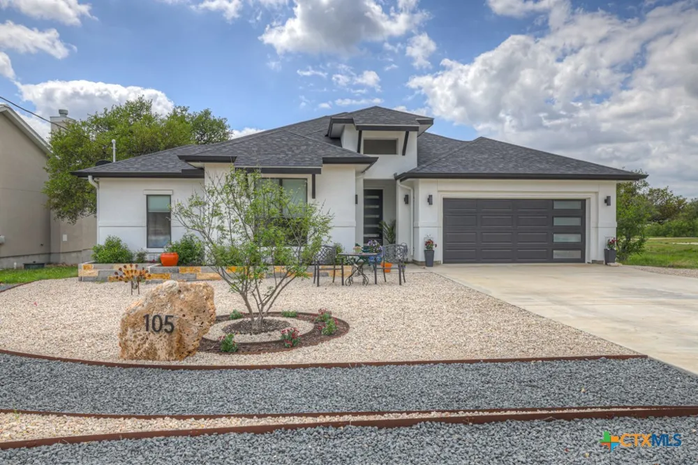 105 John Bird Blanco, TX 78606