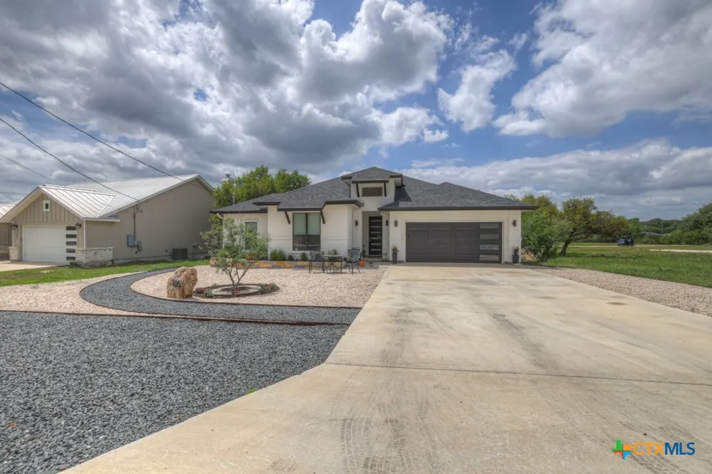 105 John Bird Blanco, TX 78606