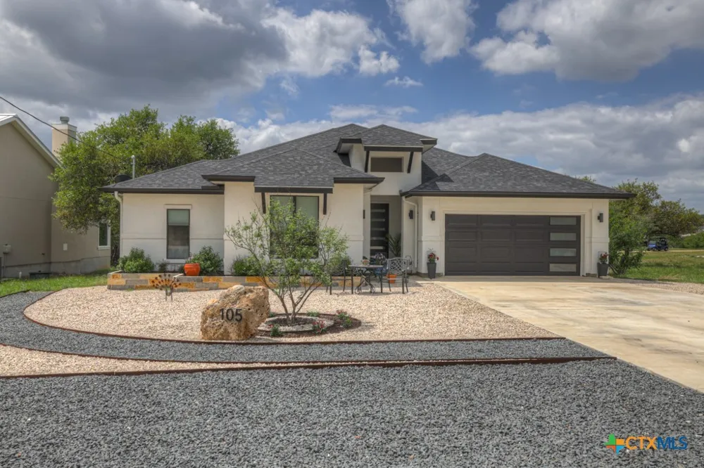 105 John Bird Blanco, TX 78606