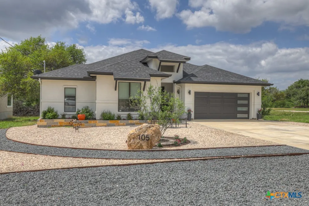 105 John Bird Blanco, TX 78606