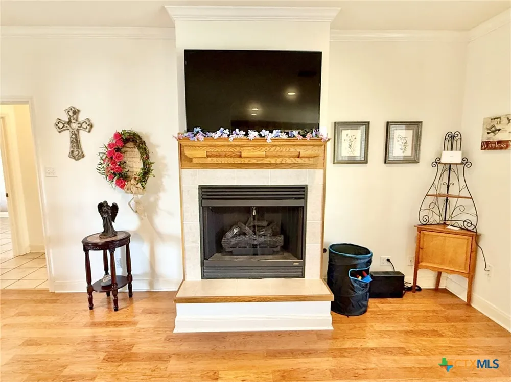 415 S Trinity Street Edna, TX 77957