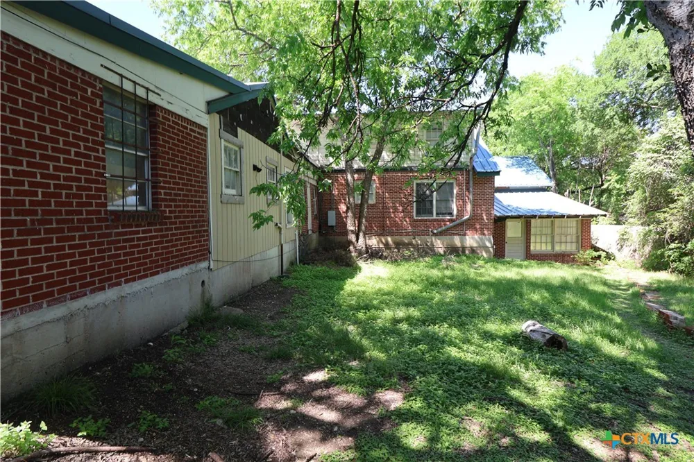 702 Trimmier Road Killeen, TX 76541