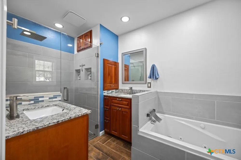 312 Gerald Drive Blanco, TX 78606