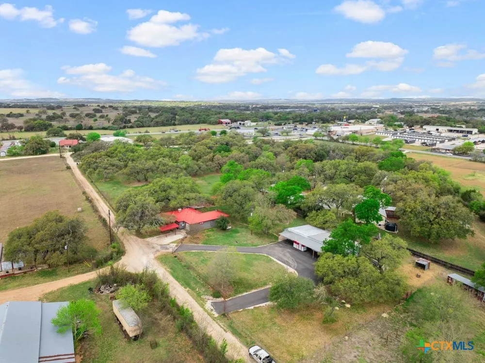 312 Gerald Drive Blanco, TX 78606