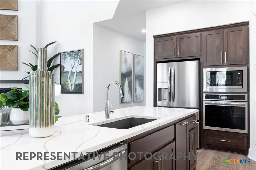 11753 Stoltzer San Antonio, TX 78254