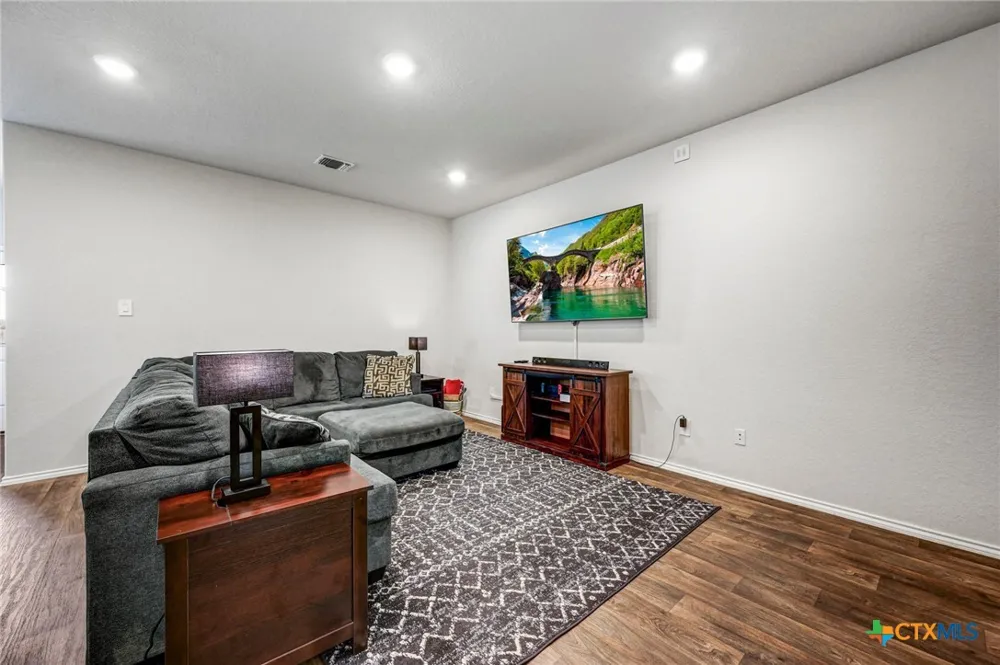849 Gerardia Court Seguin, TX 78155