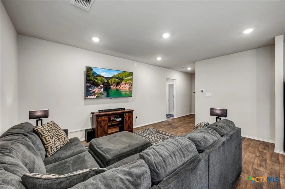 849 Gerardia Court Seguin, TX 78155