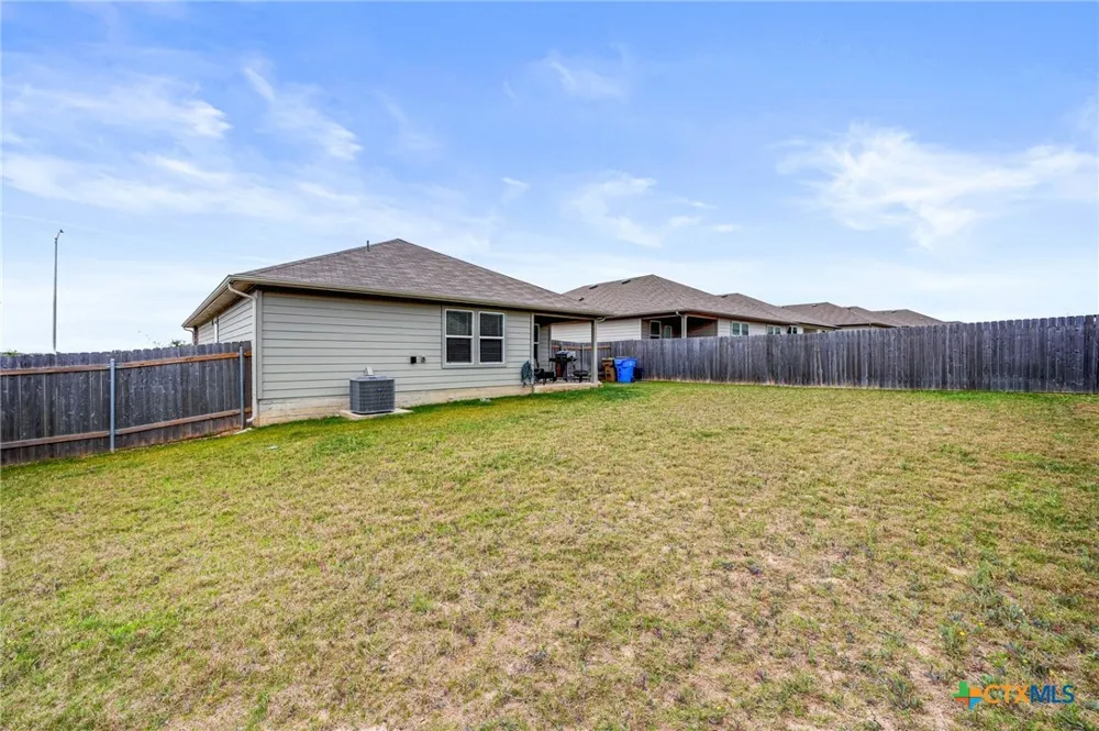 849 Gerardia Court Seguin, TX 78155