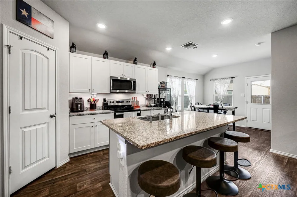849 Gerardia Court Seguin, TX 78155