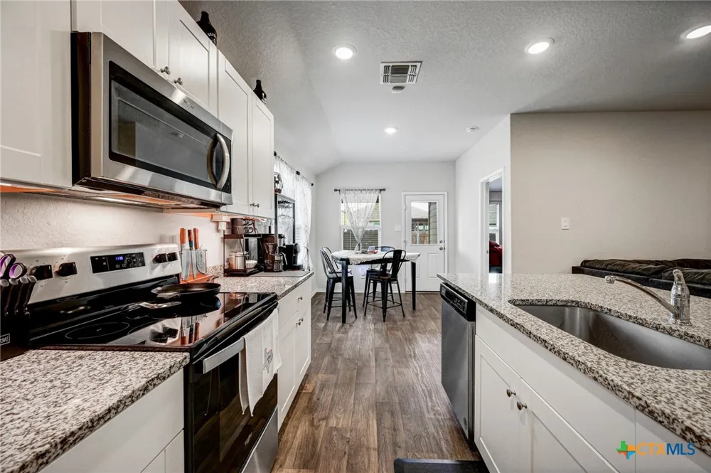 849 Gerardia Court Seguin, TX 78155