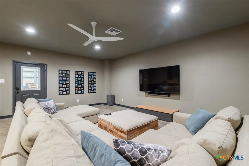 214 Copano Drive Port Mansfield, TX 78598