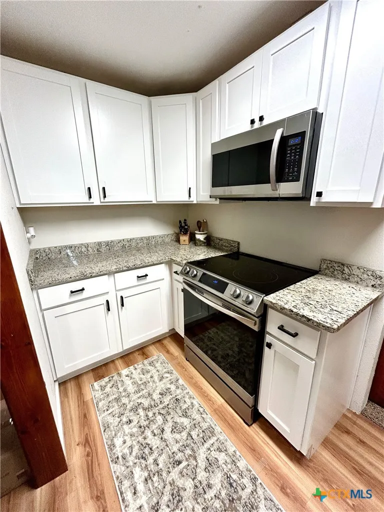 1763 FM 108 Smiley, TX 78159