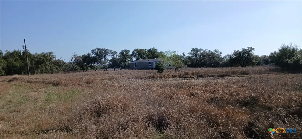 737 Private Road 1065 Hallettsville, TX 77964