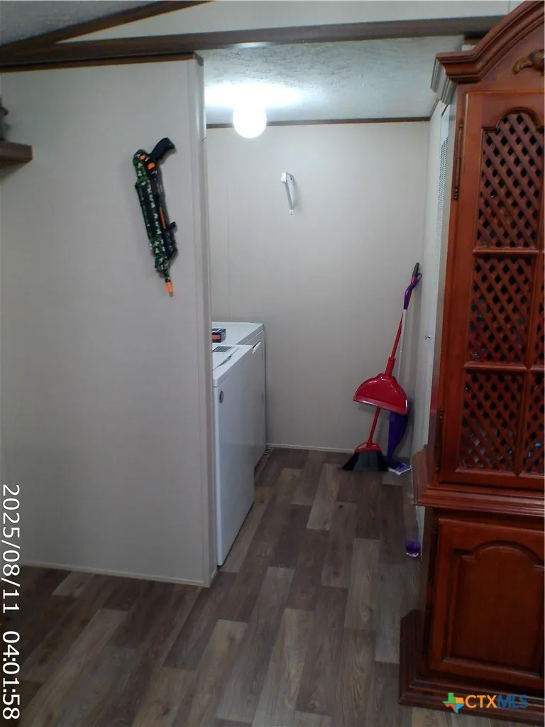 737 Private Road 1065 Hallettsville, TX 77964