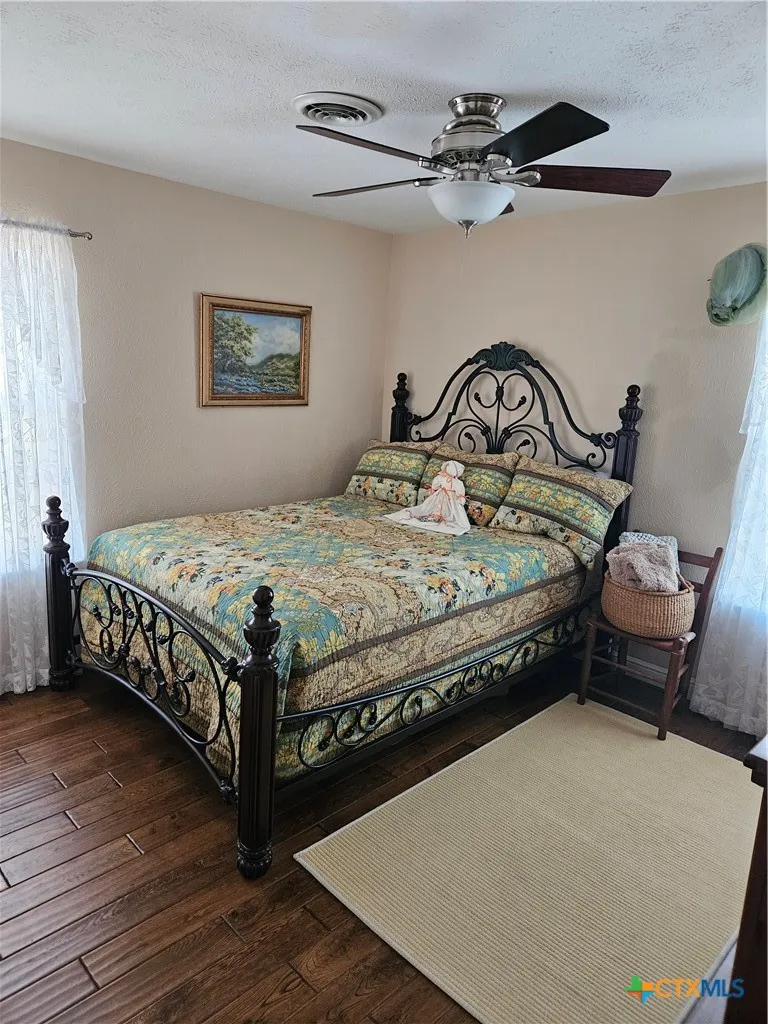913 CR 237 ROAD Cameron, TX 76520