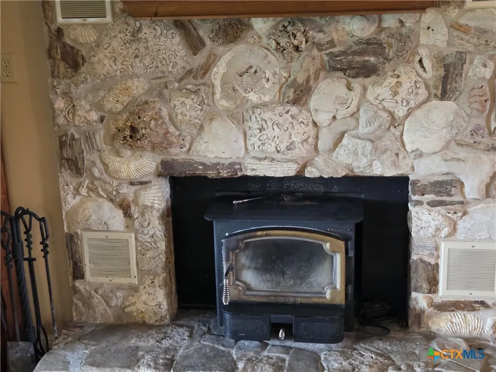 913 CR 237 ROAD Cameron, TX 76520