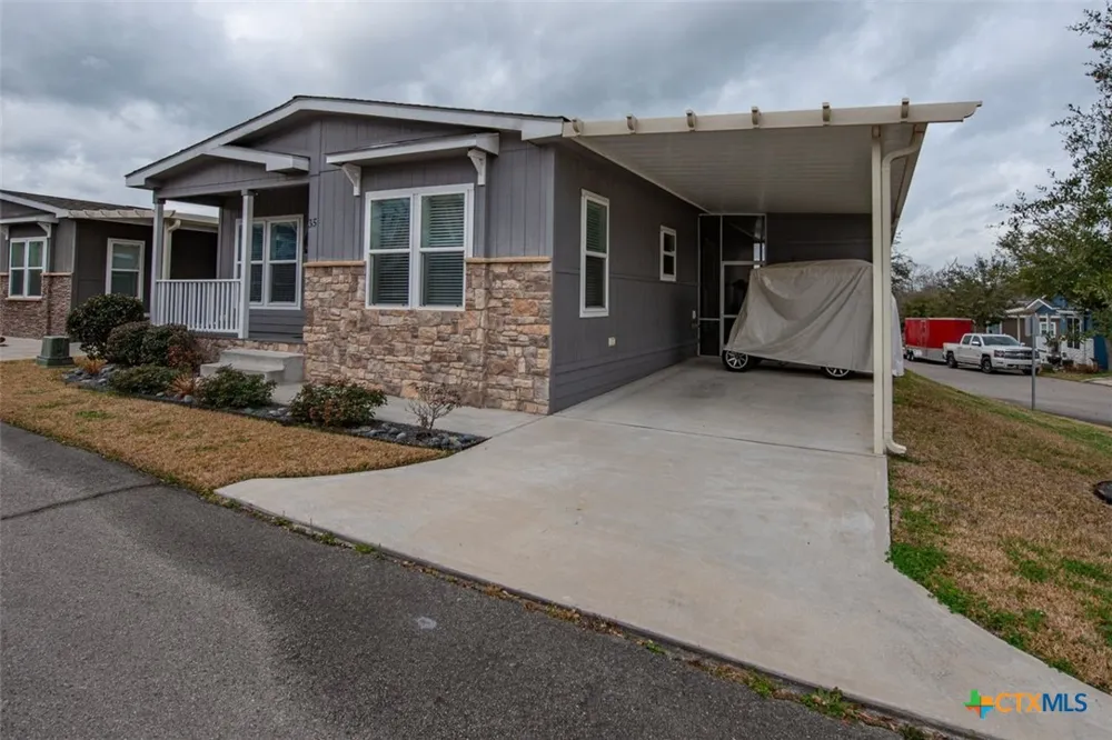 11720 Thousand Trails #35 Willis, TX 77318